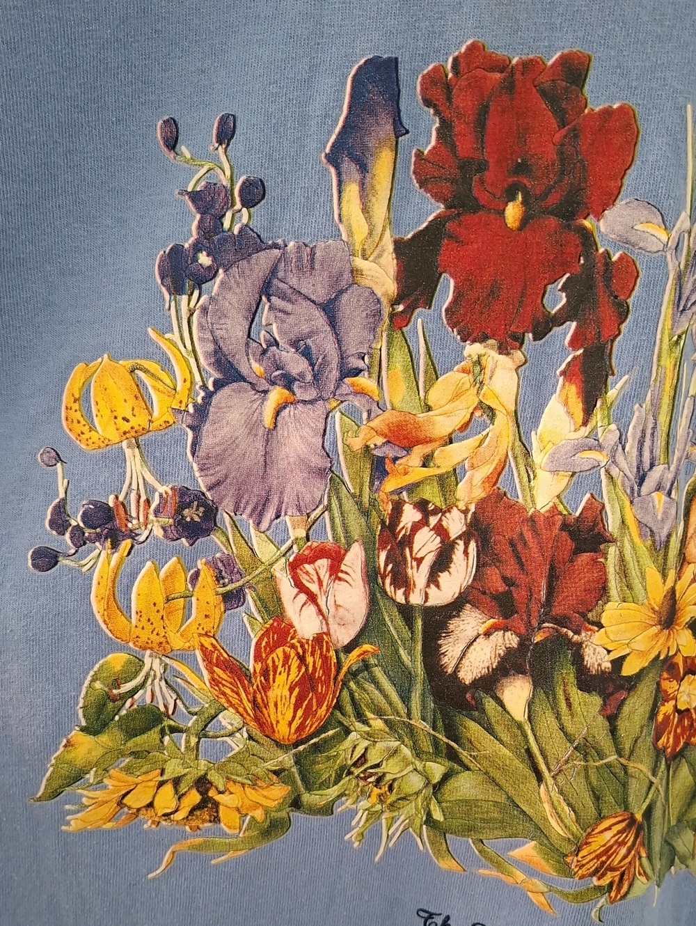 Blue 100% Cotton Vintage-inspired Floral Print Butchart Gardens T-shirt (Size M) - Picture 3 of 9